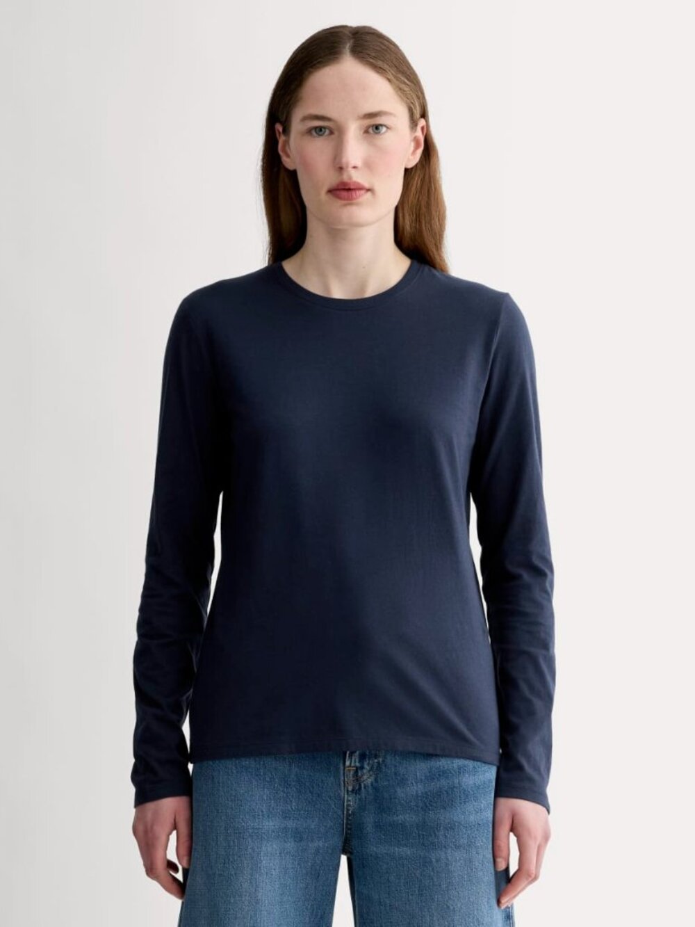 Everlane Women's Slim Long-Sleeve Crew Neck in Essential Cotton T